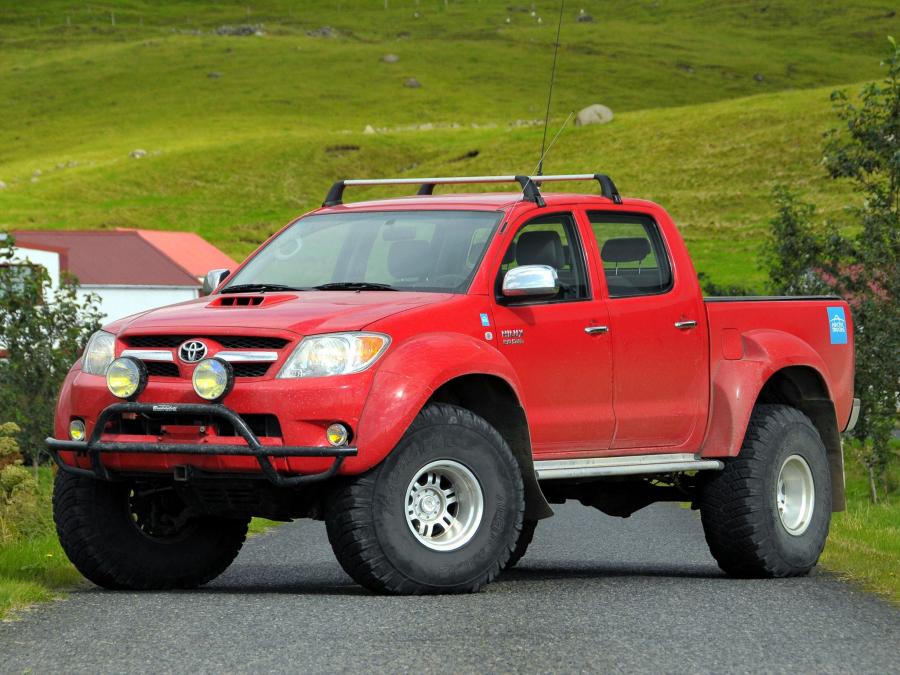  Toyota Hilux Invincible AT38 Arctic Trucks 2007 года  (фото 14 из 26)